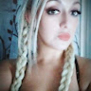 Meet your Posher, Denae justine